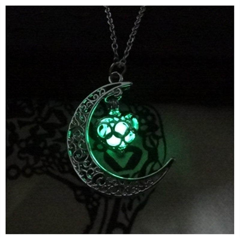 Glowing Pendant Necklaces Silver Plated Chain Necklaces - Infinity Beautiful Boutique
