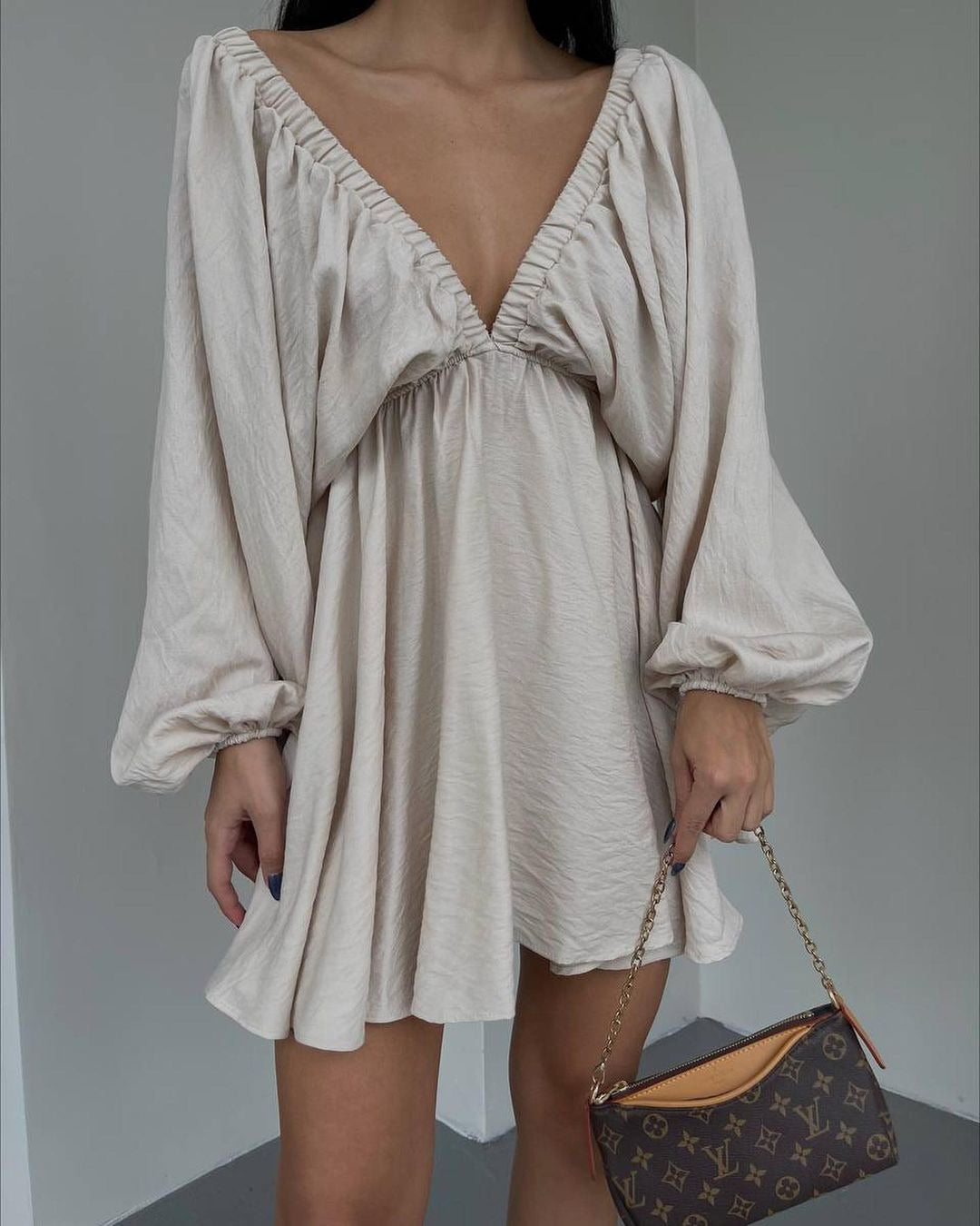 Infinity Beautiful Lantern Sleeve Dress – V-Neck Loose Fit Fashion Style