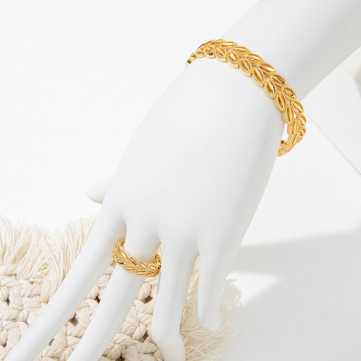 2Pcs Fashion 18k Gold Plated Wheat Ear Leaves Opening Bracelet Ring Set Suitable For Women's Daily Wear Holiday Jewelry Gifts - Infinity Beautiful Boutique