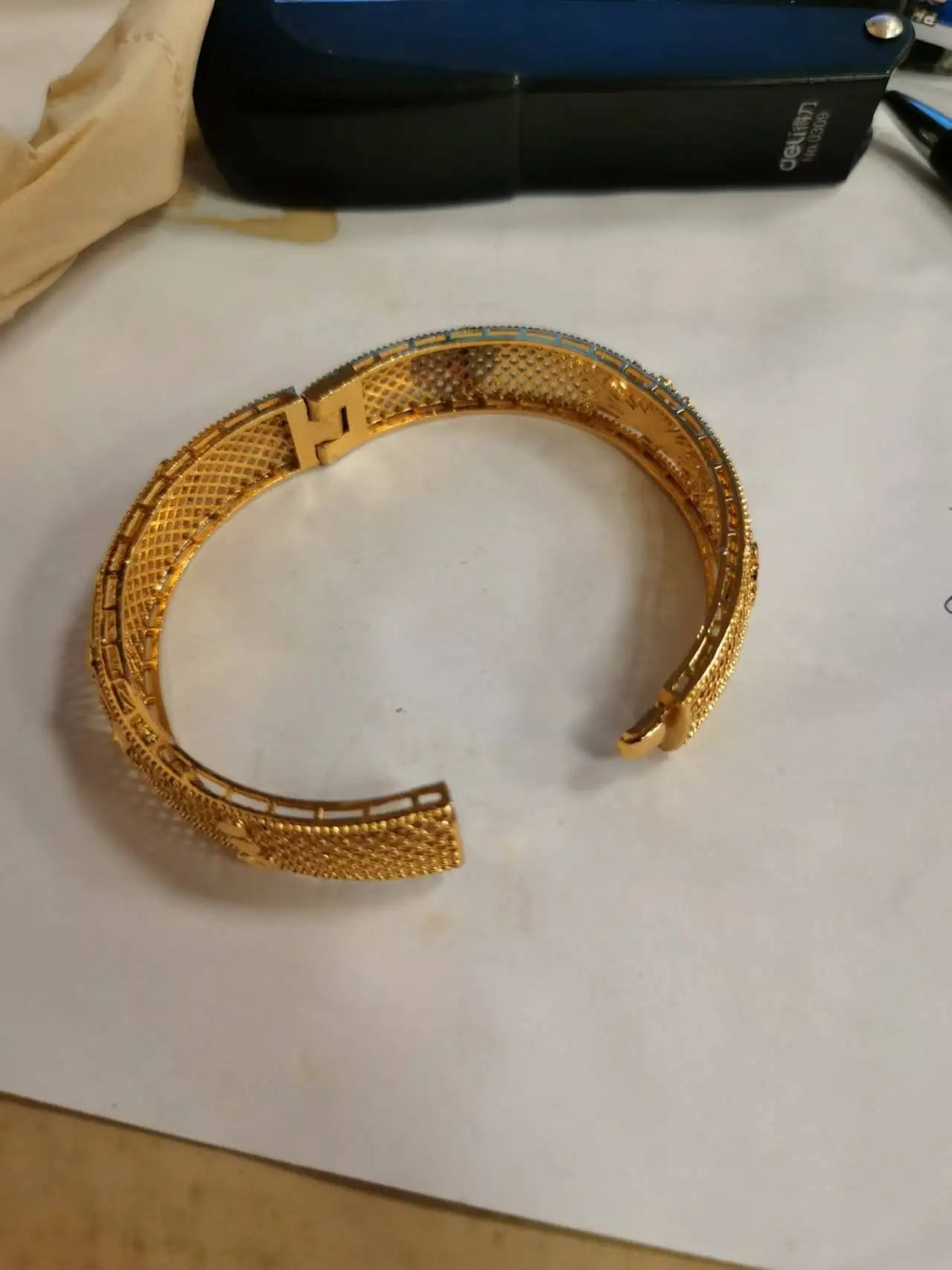 24K Gold Peacock Bracelet Magnetic Detachable Design