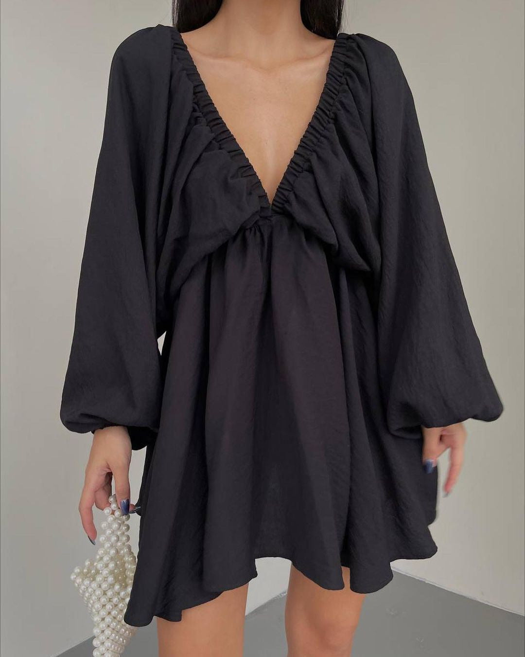 Infinity Beautiful Lantern Sleeve Dress – V-Neck Loose Fit Fashion Style