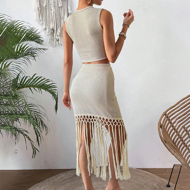 Infinity Beautiful Chic Duo Set – Sleeveless Crop Top with Fitted High-Waist Skirt