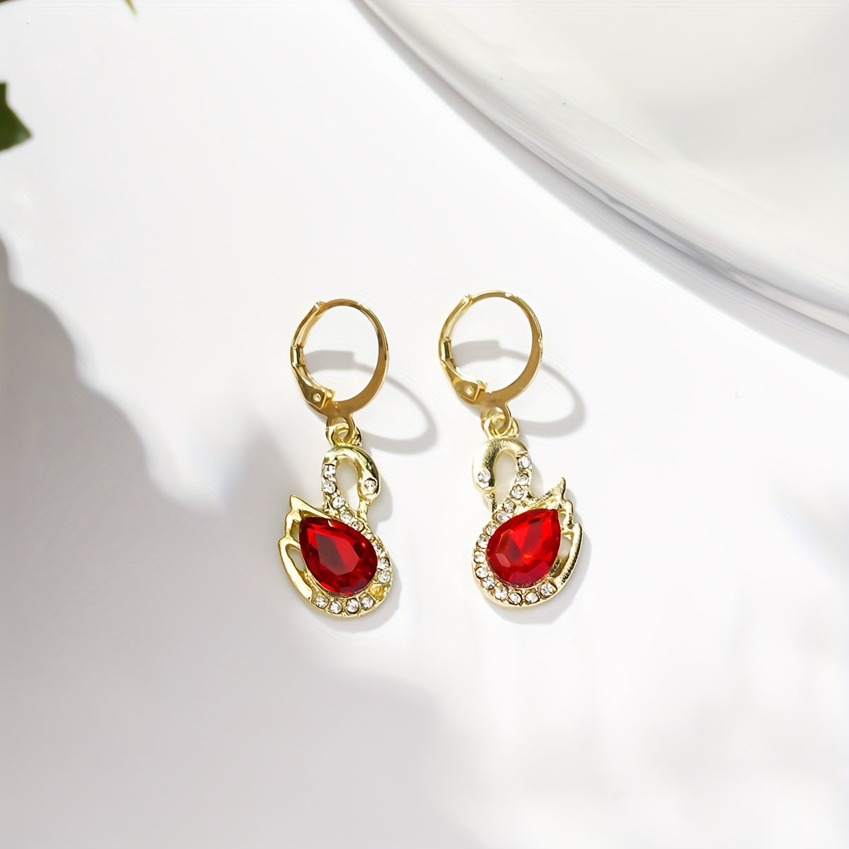 Elegant Vintage Swan Rhinestone Earrings