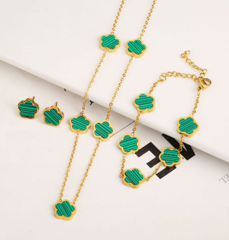 Luxury Green Gum Flower Drop Bracelet – Gold-Tone Floral Jewelry