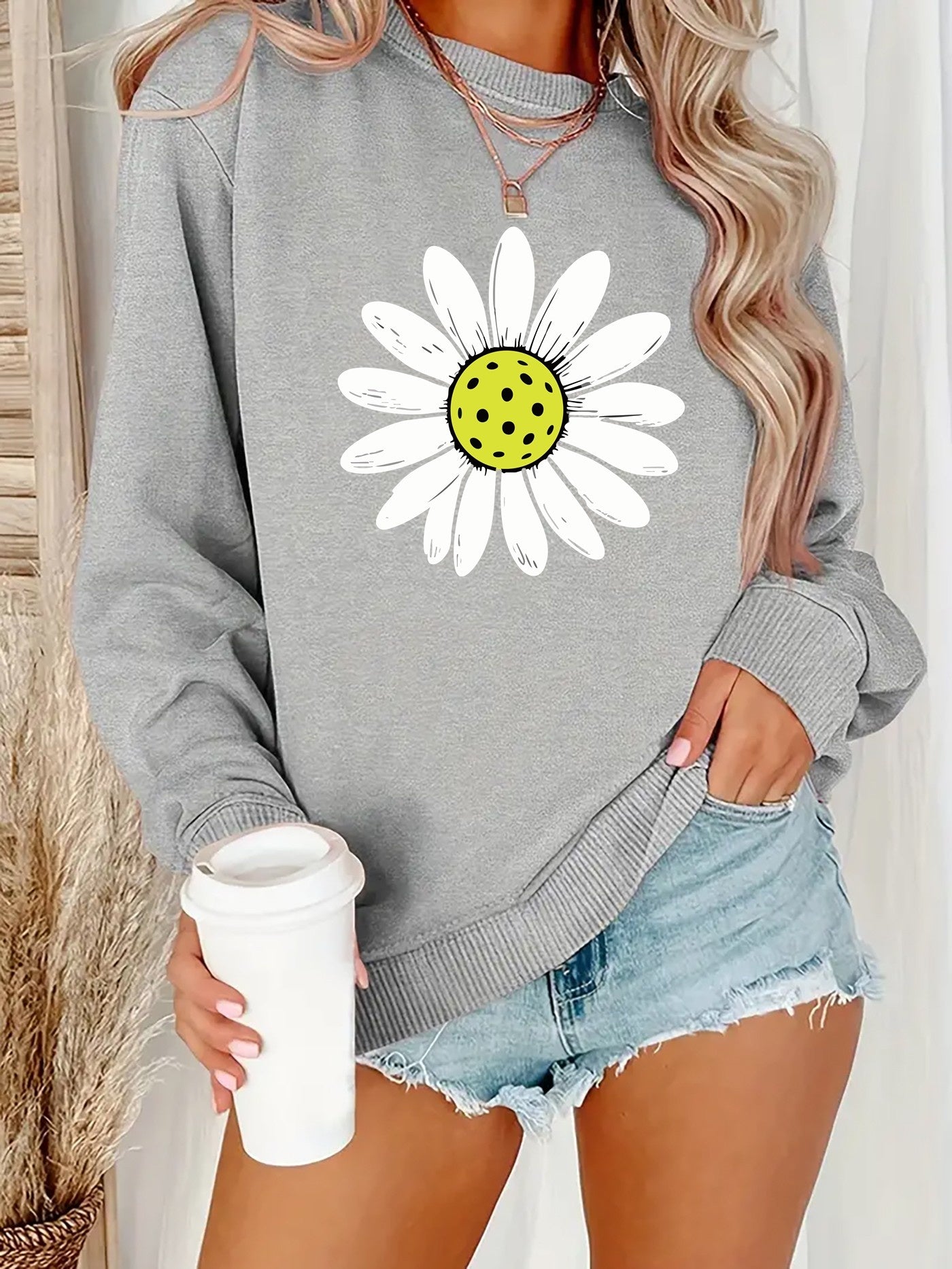 Women’s Floral Round Neck Sweatshirt