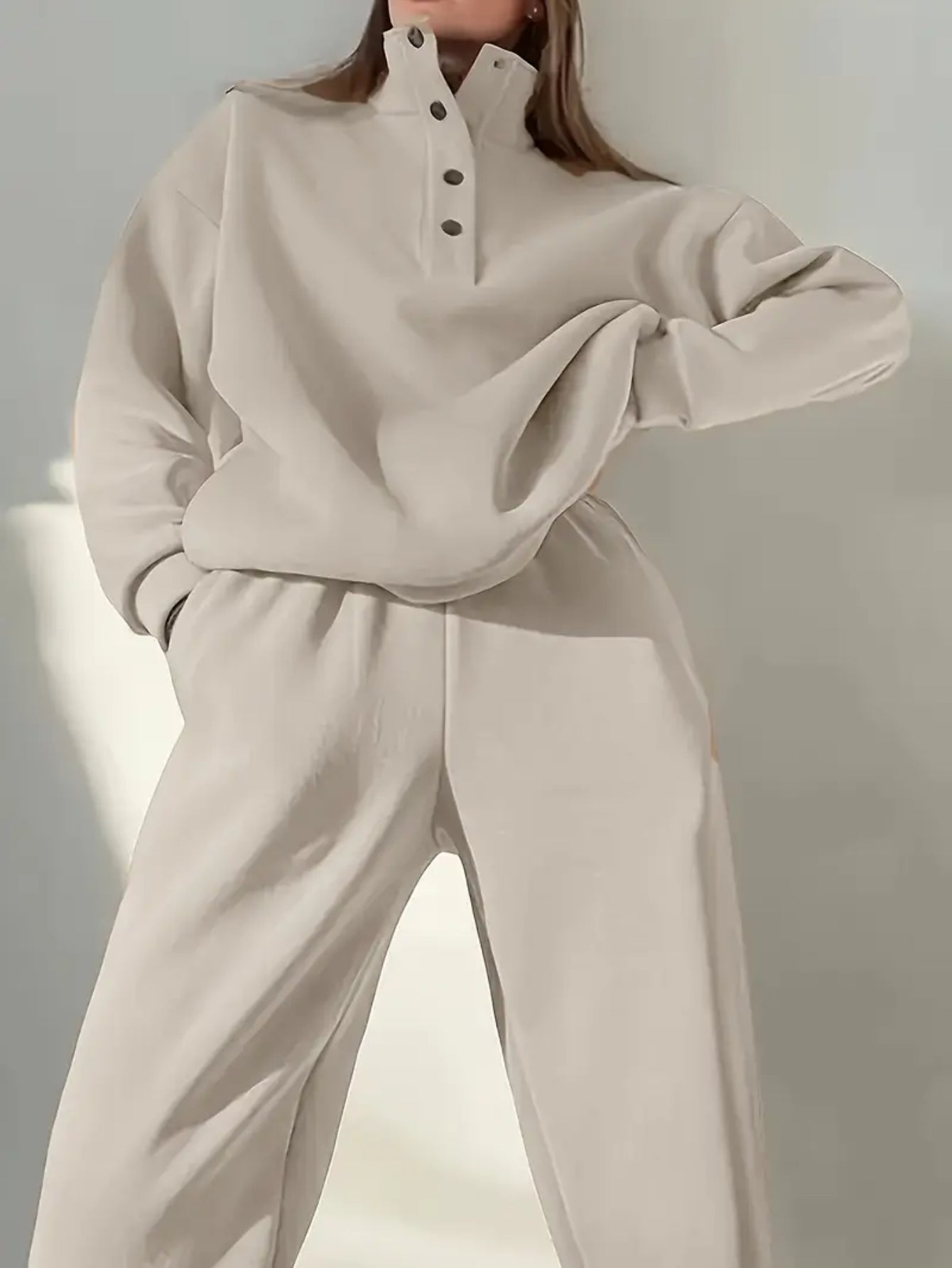 Women’s Beige Fleece-Lined Sweatshirt & Cuffed Pants Set for Fall & Winter