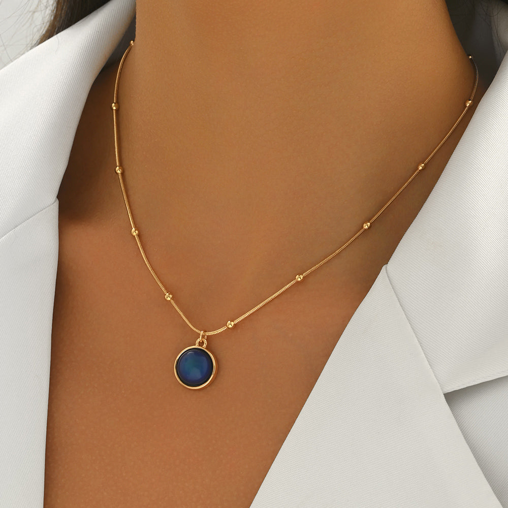 18K Gold-Plated Mood-Responsive Necklace – Stainless Steel Color-Shifting Resin Pendant
