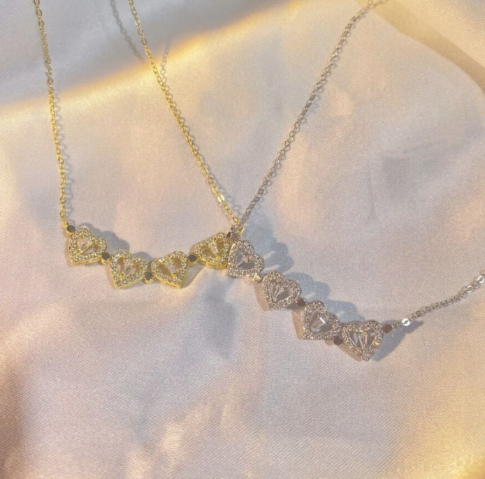 Infinity Beautiful Clover Heart Necklace – Retro Magnetic Pendant with Openable Love Charm - Infinity Beautiful Boutique