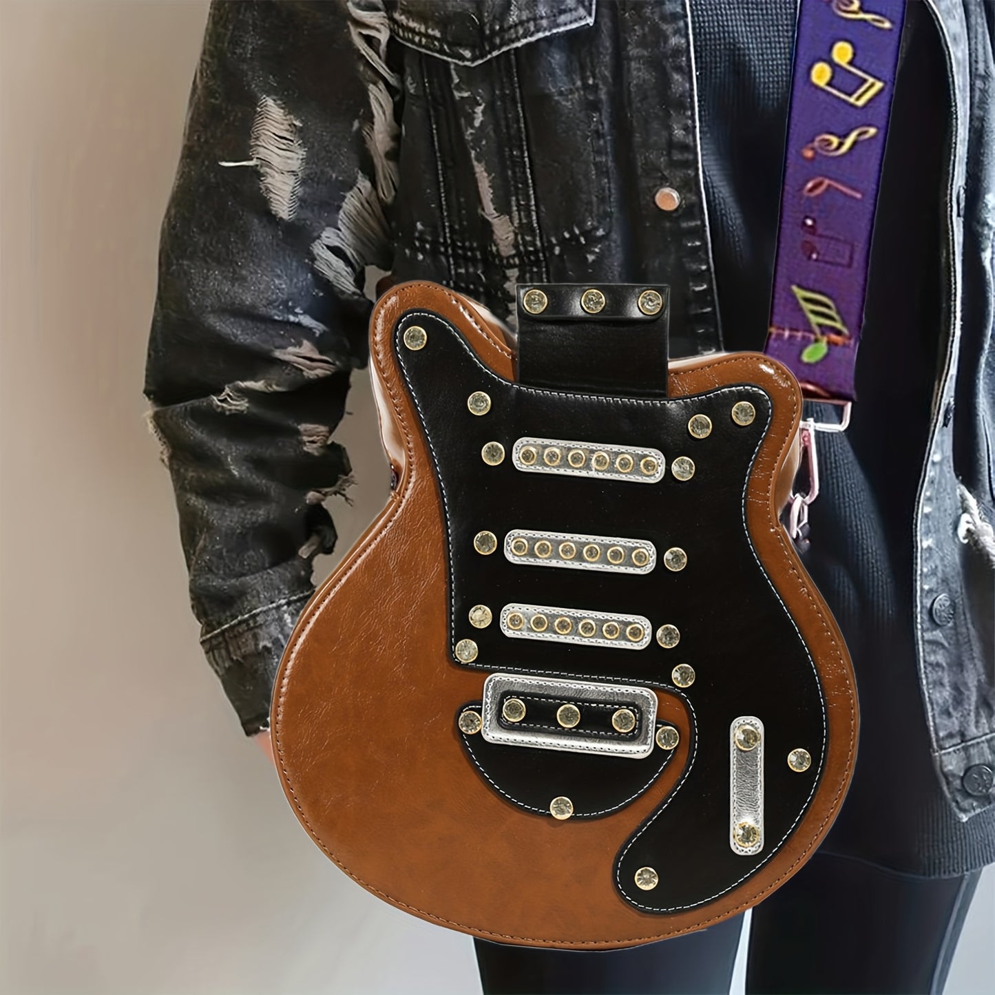 Guitar-Shaped Crossbody Bag – Trendy Musical Instrument Purse for Music Lovers