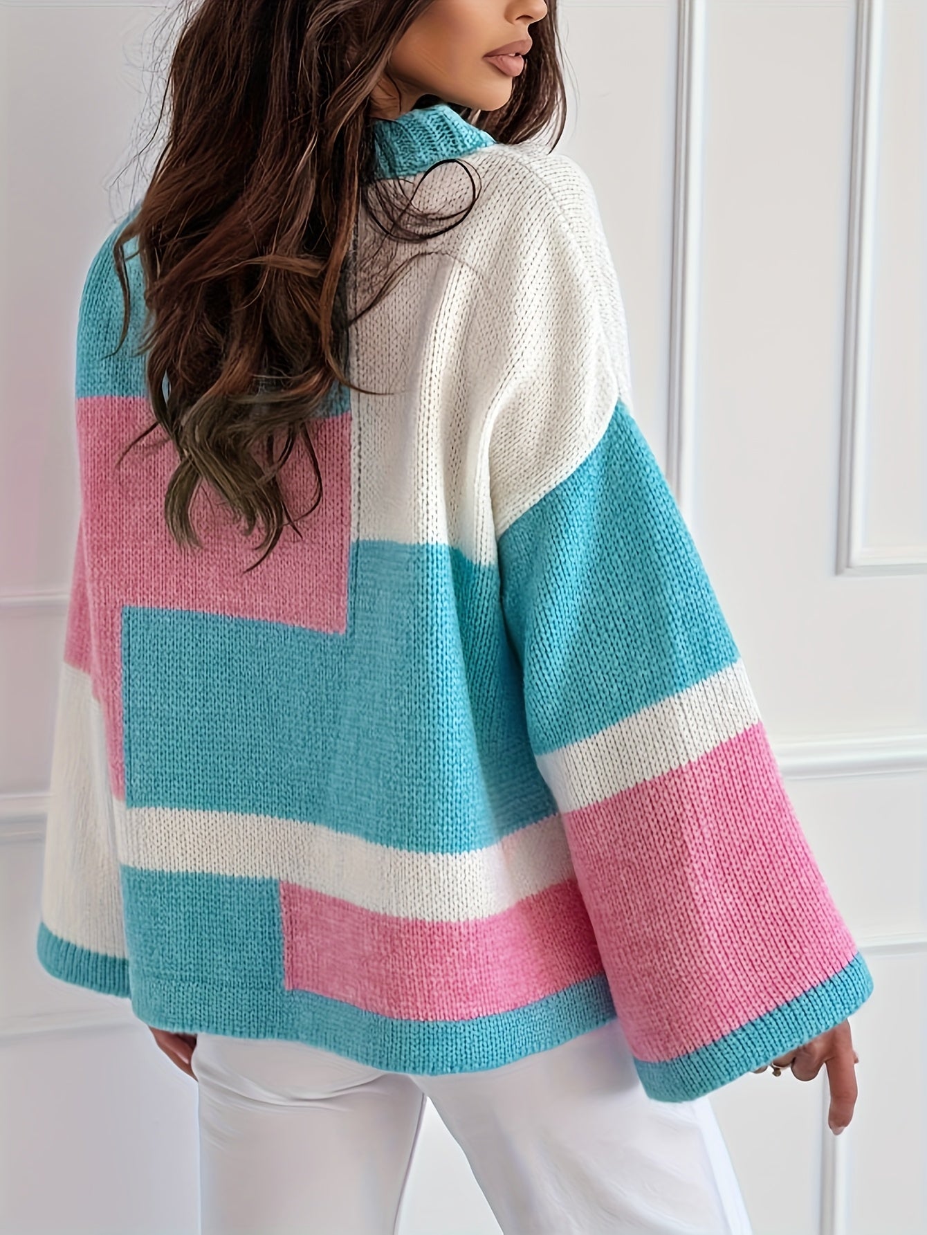 Color Block Round Neck Knit Sweater