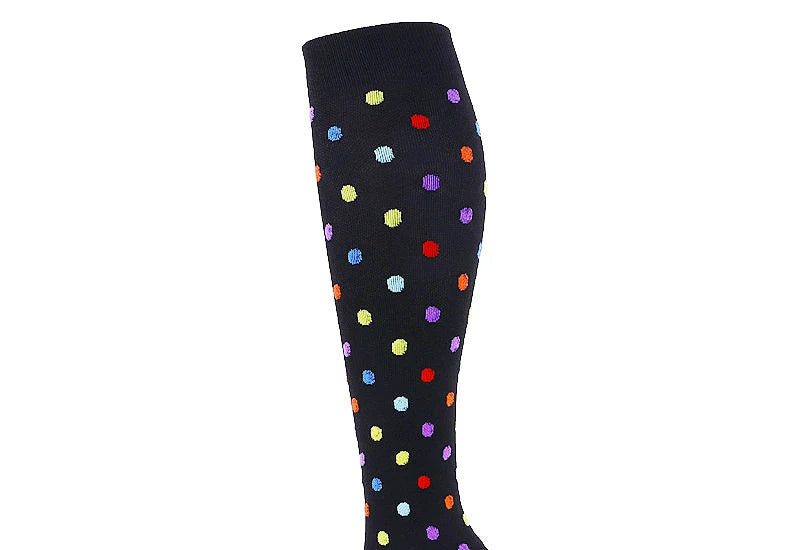 Compression Socks for Men & Women – Running, Travel & Everyday Support