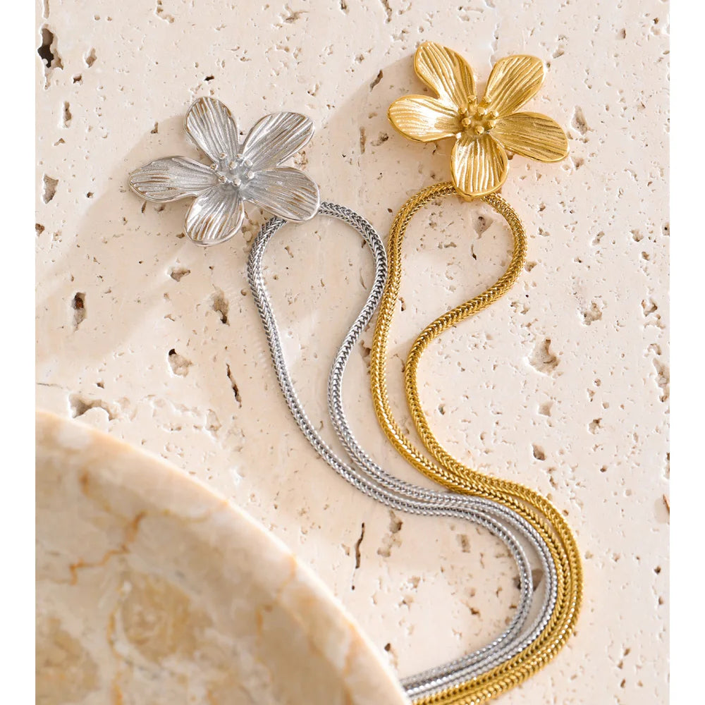 Gold Plated Flower Pendant Necklace Stainless Steel