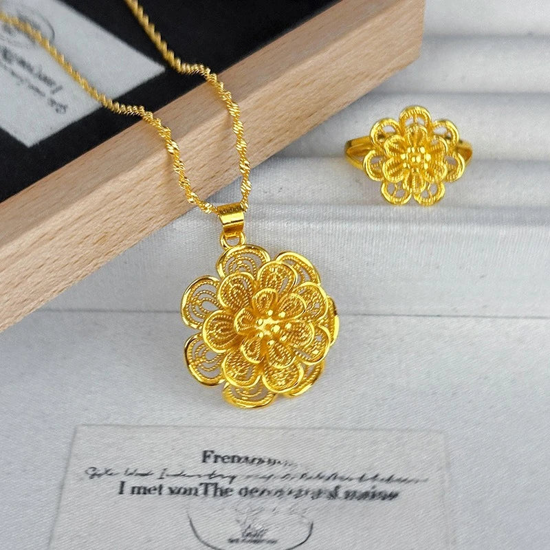 Elegant Gold-Plated Filigree Vintage Jewelry