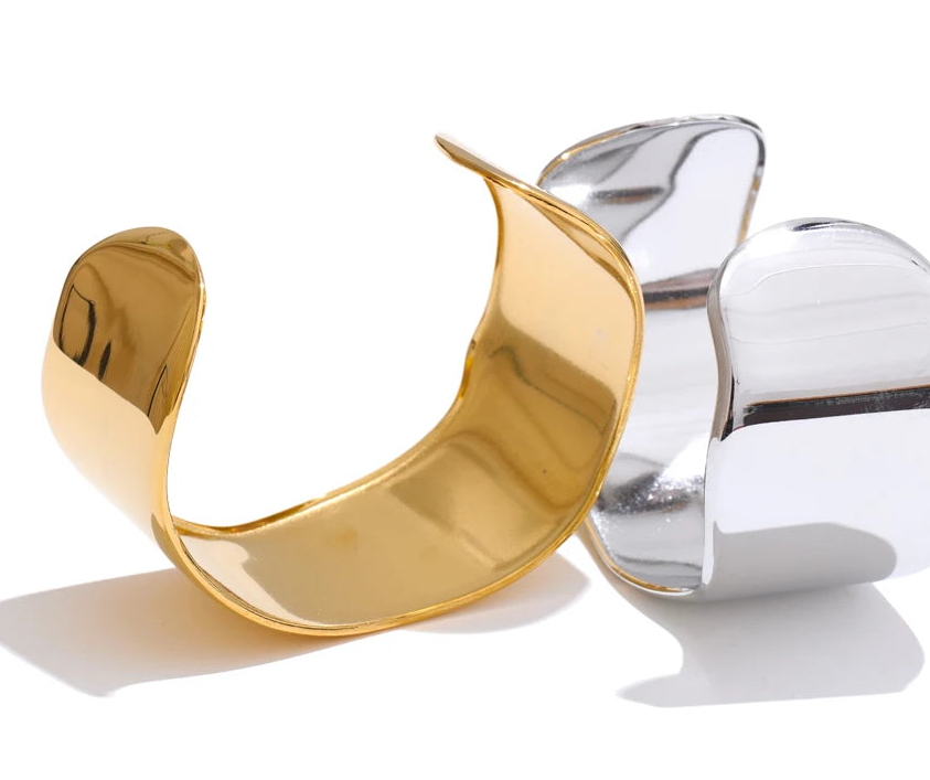 Vintage Gold Wide Bangle