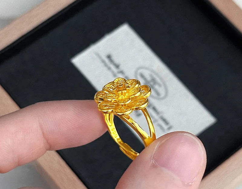 Elegant Gold-Plated Filigree Vintage Jewelry