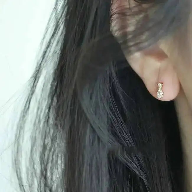 14K Gold Star Zircon Drop Earrings