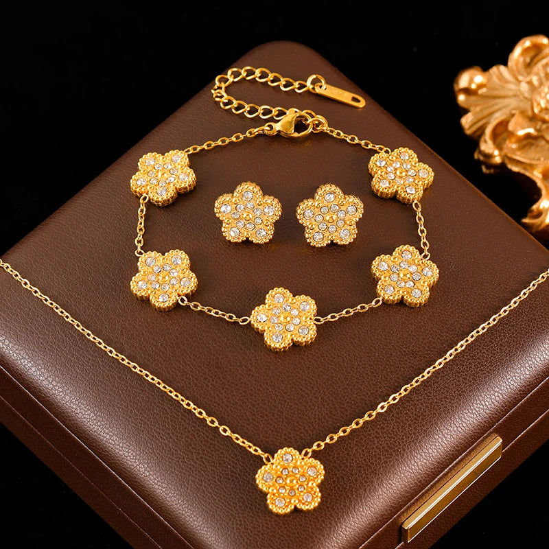 Clover Flower Stainless Waterproof Vintage Jewelry Set