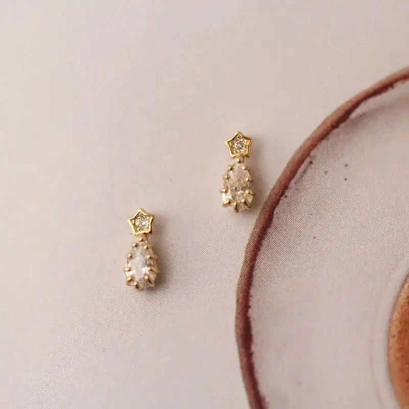 14K Gold Star Zircon Drop Earrings