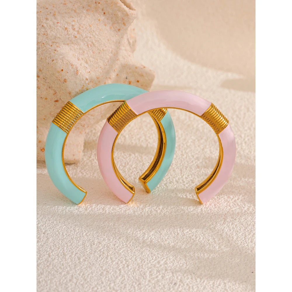 Vintage Enamel Gold Bangle