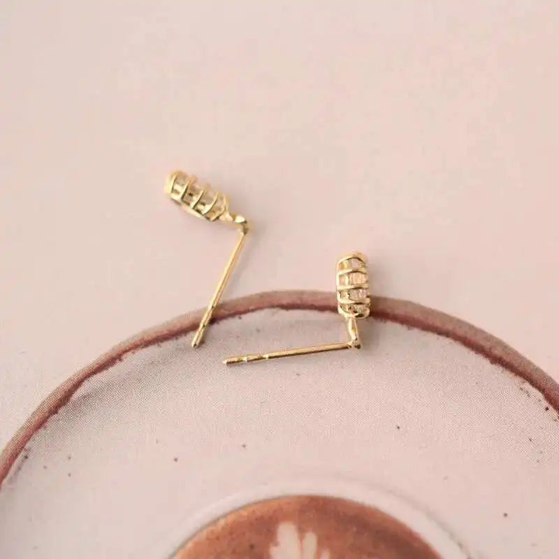 14K Gold Star Zircon Drop Earrings