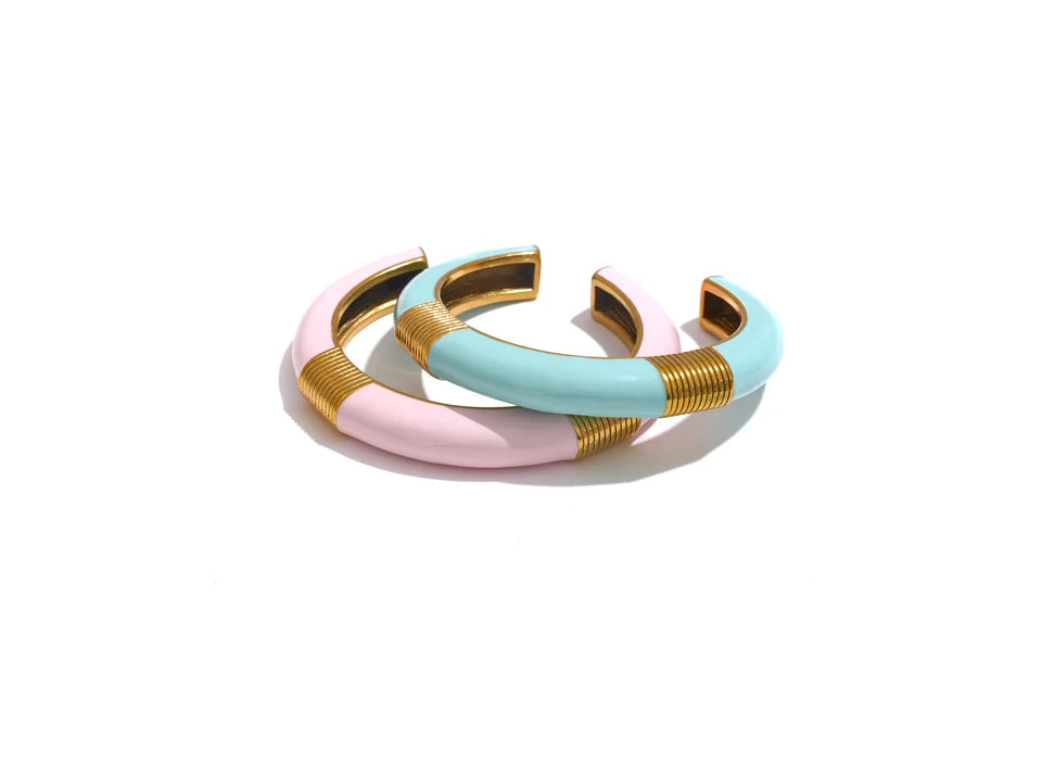 Vintage Enamel Gold Bangle