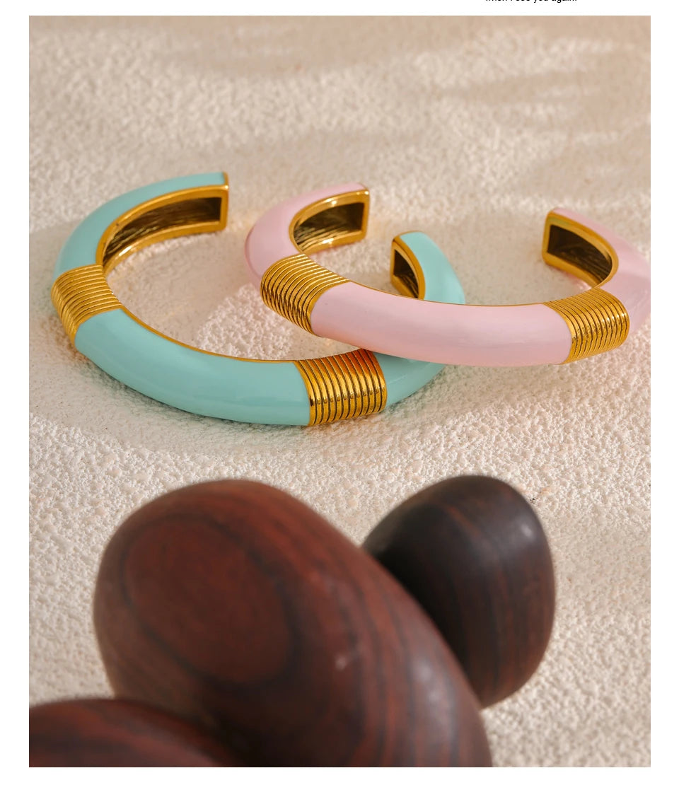 Vintage Enamel Gold Bangle