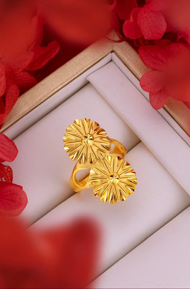18K Gold Vintage Large Ring