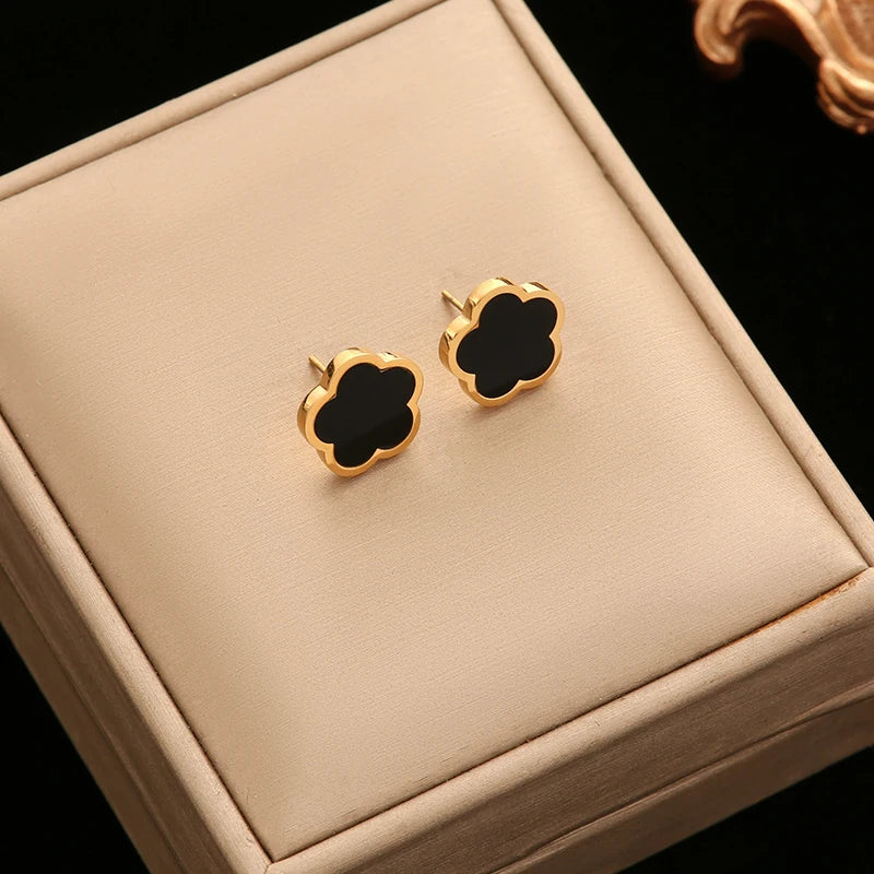 18K Gold Plated Clover Jewelry Set – Necklace, Bracelet & Earrings