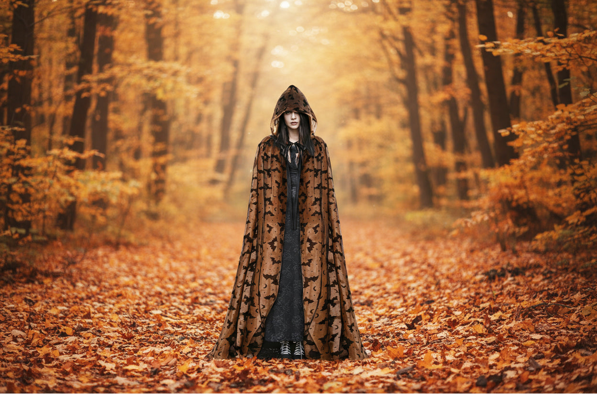 Bat Print Hooded Halloween Cape