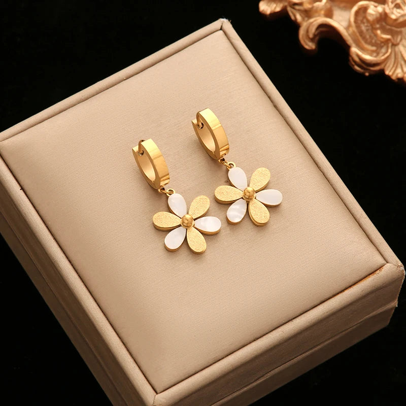 Heart Vintage Gold Plated Stainless Steel