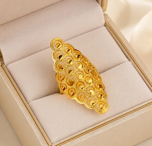 18K Gold Vintage Large Ring
