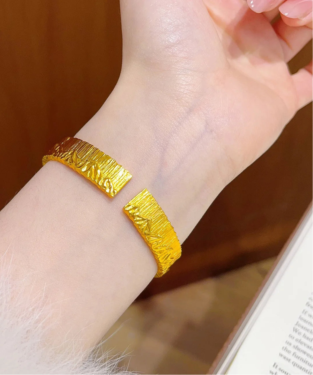 24K Gold Filled Vertical Pattern Cuff Bangle Bracelet for Women Rizhao Jinshan Design