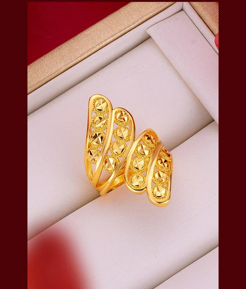 18K Gold Vintage Large Ring