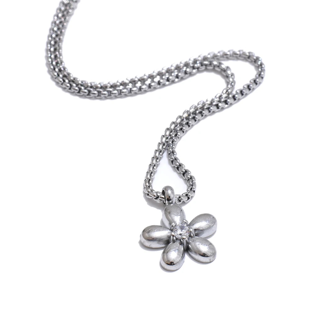18K Gold Plated Stainless Steel Zirconia Flower