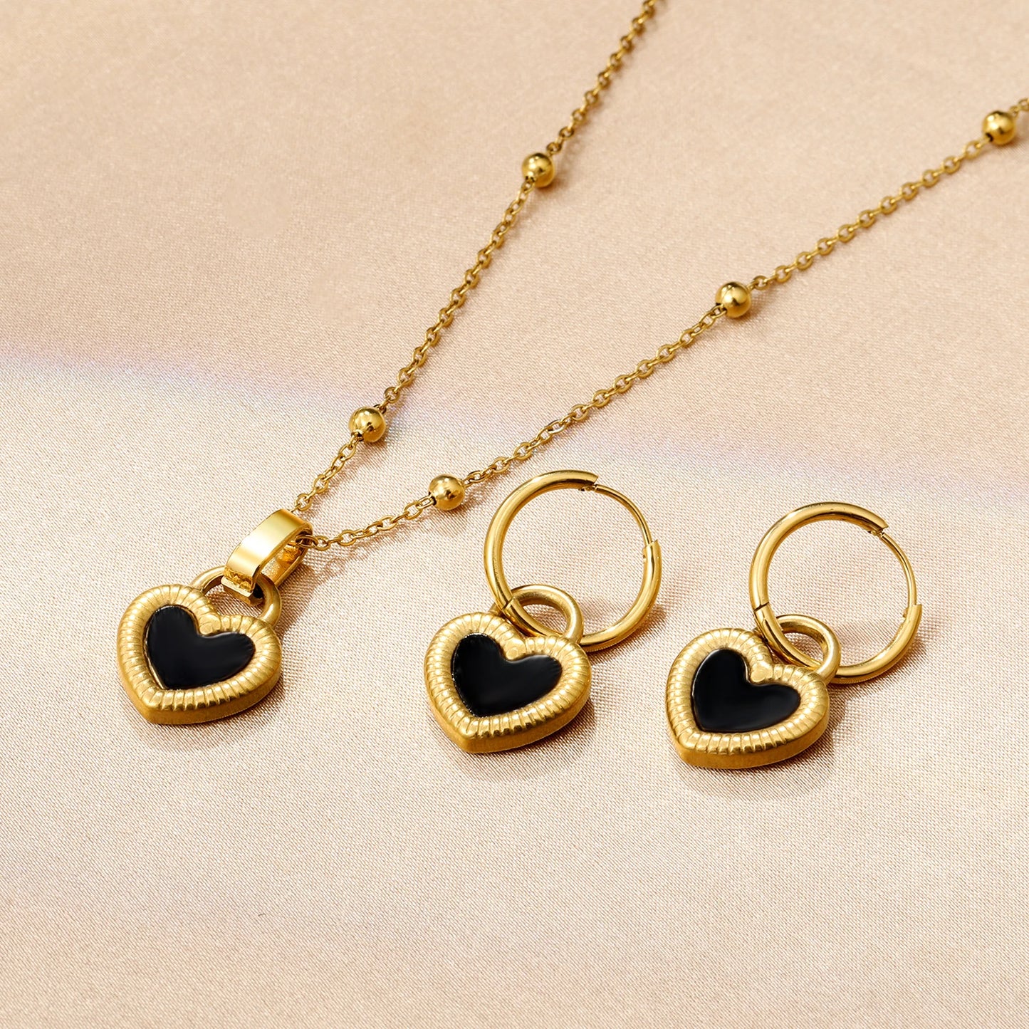 Black Shell Heart Jewelry Set