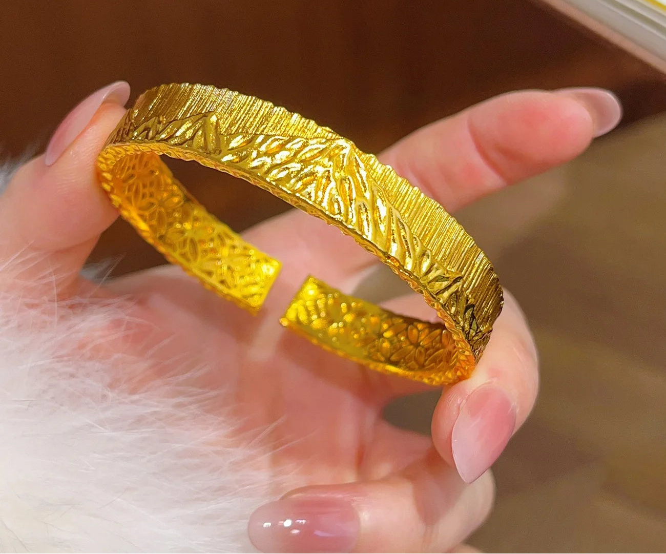 24K Gold Filled Vertical Pattern Cuff Bangle Bracelet for Women Rizhao Jinshan Design