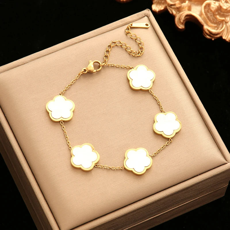 18K Gold Plated Clover Jewelry Set – Necklace, Bracelet & Earrings