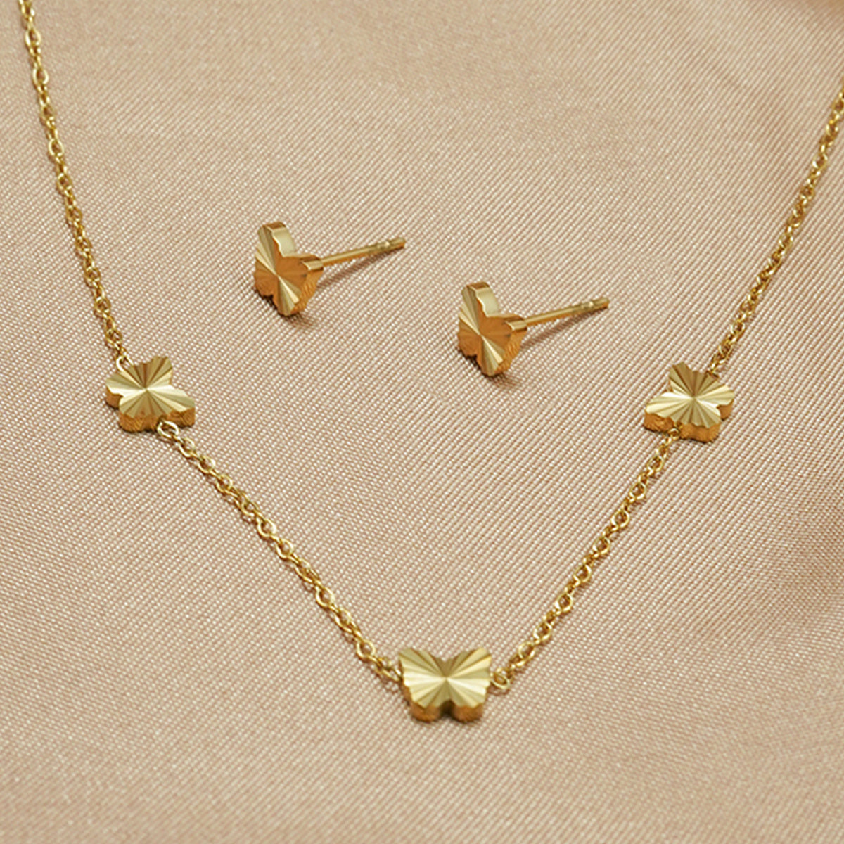 Infinity Beautiful Gold Stainless Steel Heart Jewelry Set - Infinity Beautiful Boutique