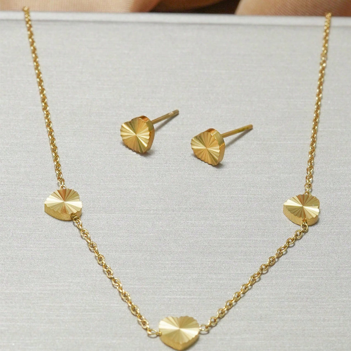 Infinity Beautiful 18K Gold Plated Minimalist Heart Jewelry Set - Infinity Beautiful Boutique